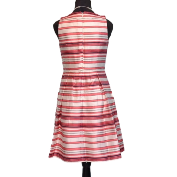 Ann Taylor Dress 🌟Host Pick🌟 - Picture 4 of 7